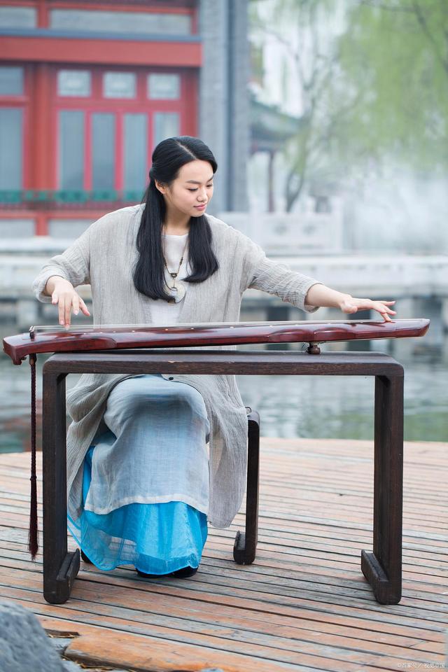 喜欢古琴的女人性格