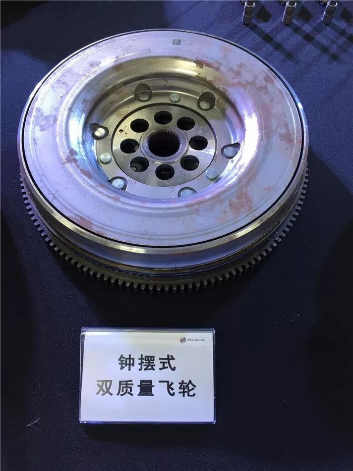 双曲轴冲床与单曲轴，机械冲压技术的差异与对比