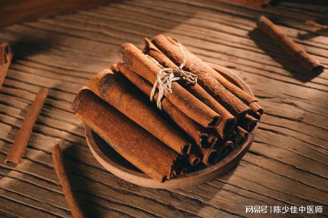 黄莲肉桂治失眠，古老的中药智慧与现代生活的交融