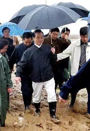 长江今日沙市水位，观察与解析
