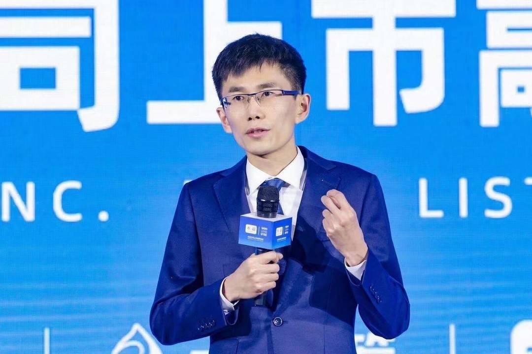 曹巍与蓝驰创投，共创未来的投资传奇