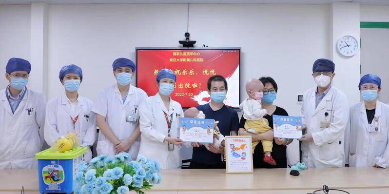 复旦儿科医生专家，守护儿童健康的白衣战士