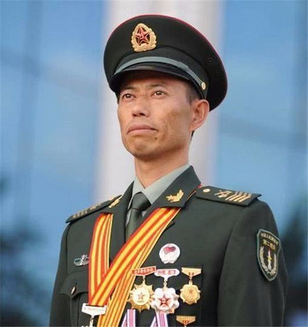 军级待遇，荣誉与责任的体现