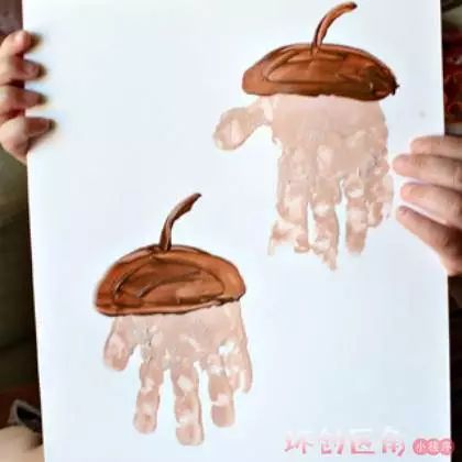 中班美术教案，树叶创意画