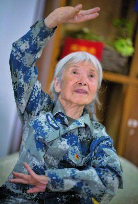伞兵学哪些技能，深度探究空降兵的技能体系