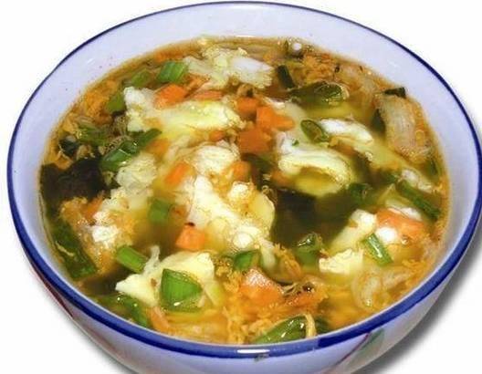 蒜叶蛋花汤，一道家常美食的魅力与故事
