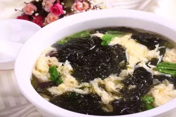 一碗紫菜蛋花汤，家的味道与生活的温情
