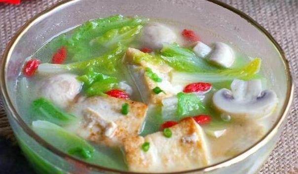 鸡蛋花蘑菇，一道美味佳肴的烹饪之旅