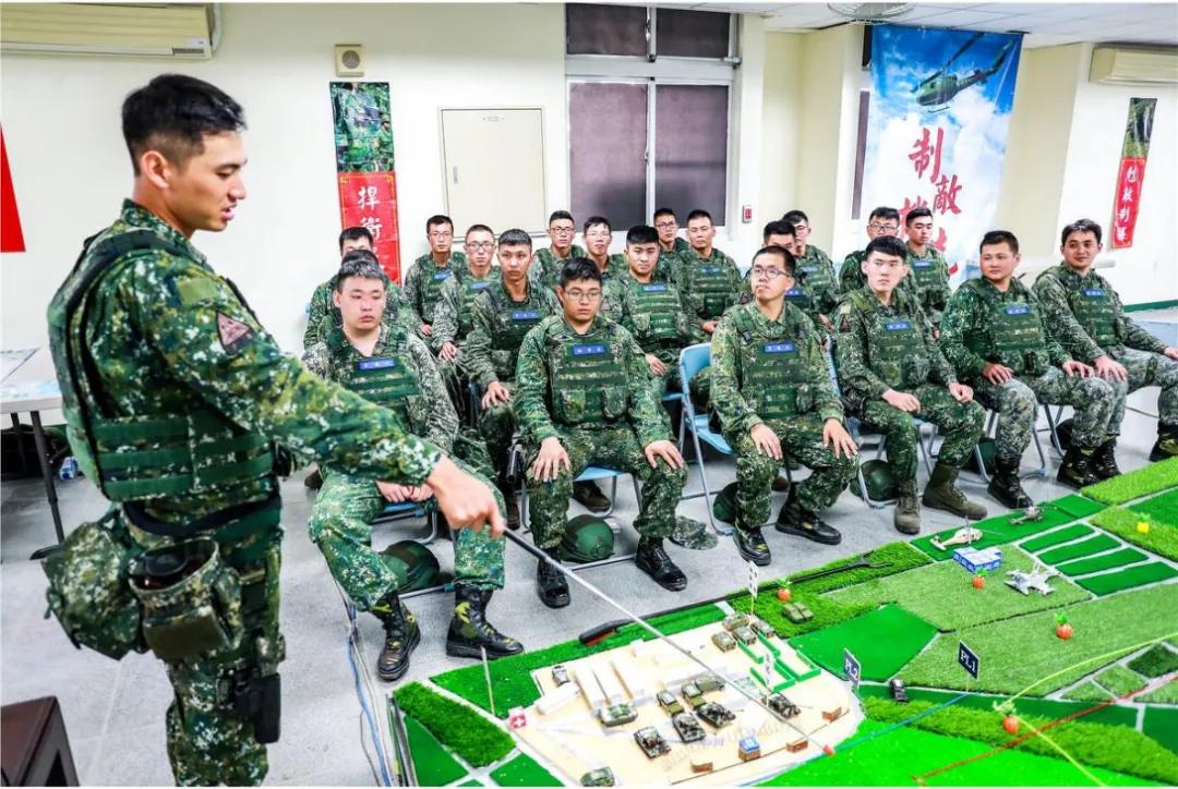 台军伞兵多年，荣耀与变革的历程