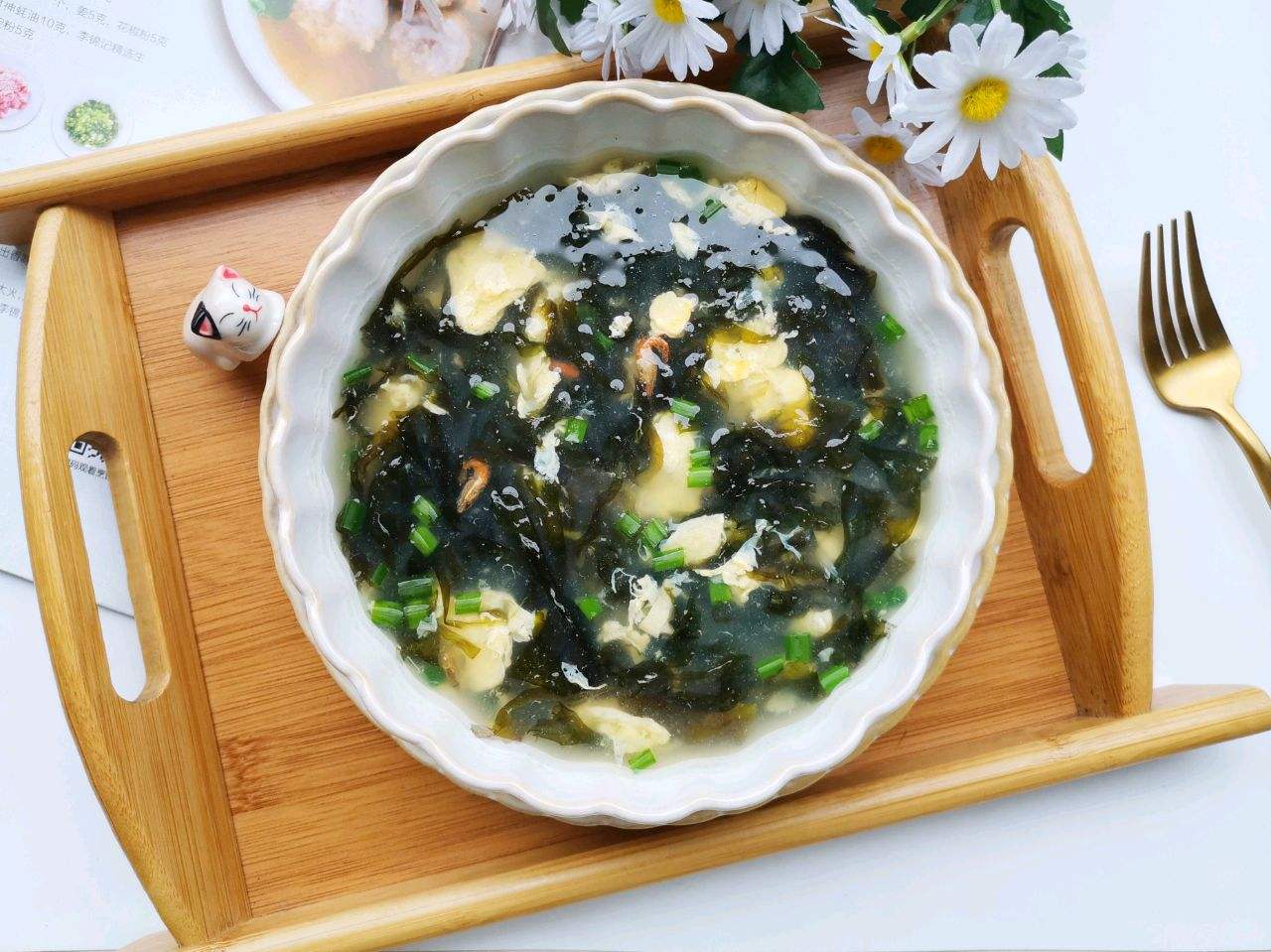 紫菜虾皮汤蛋花汤——一道美味的海鲜汤品