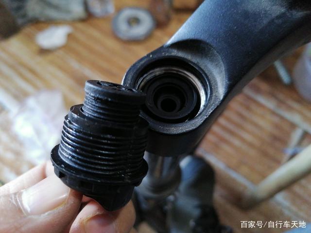 减震自行车拆解